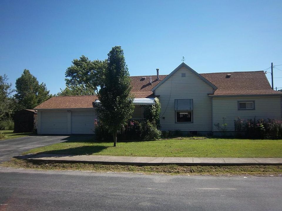 1st image of 506 W 9th St