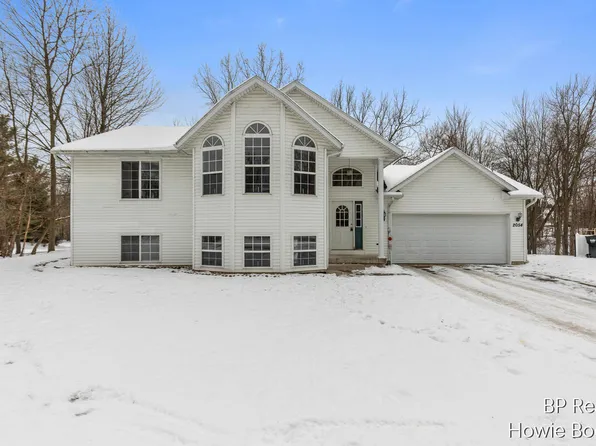 2054 52nd St SW, Wyoming, MI 49519