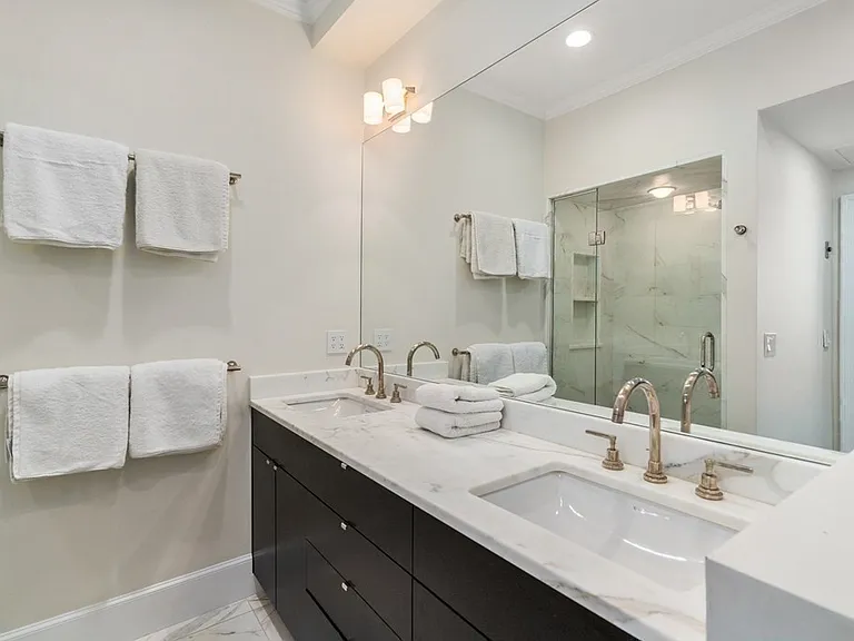 285 Clarendon St #4 — Photo 14