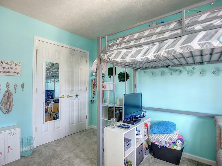 601 Sunflower St — Photo 23