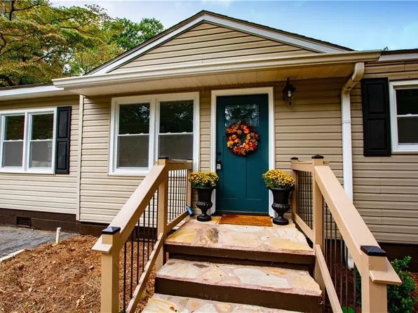118 Richards St, Carrollton, GA 30117