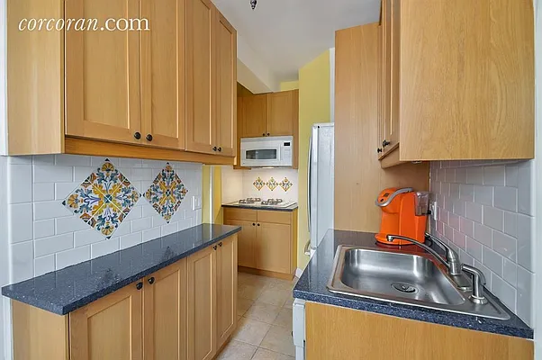 Sold by Corcoran | media 8