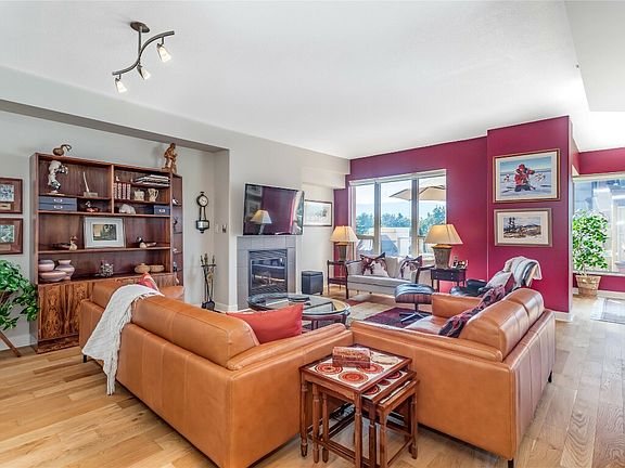 4th image of 1160 Bernard Ave Unit 310