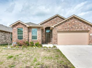 320 Lemon Mint Ln, Denton, TX 76210