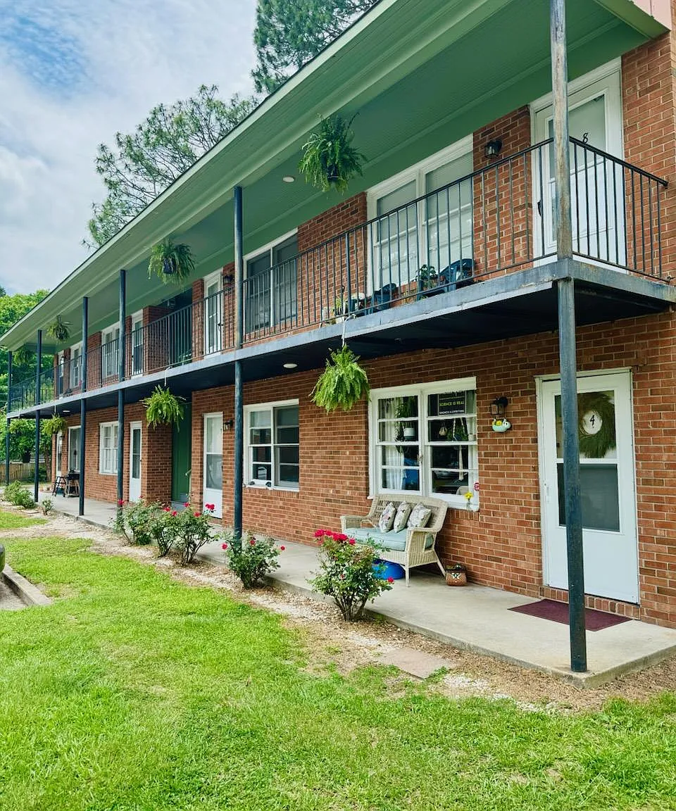 1 bed, 550 sqft, $650 — Photo 1