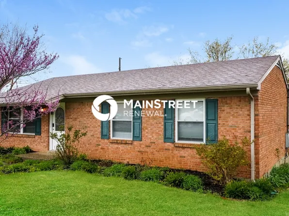 1303 Woodcreek Dr, La Grange, KY 40031