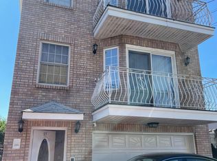 87 Wallis Ave #2, Jersey City, NJ