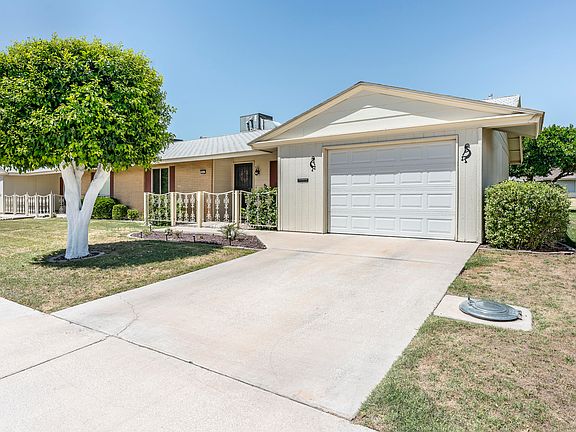 4th image of 10531 W Tropicana Cir