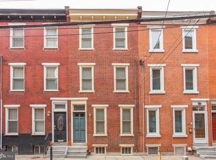 1821 Carlton St, Philadelphia, PA 19103