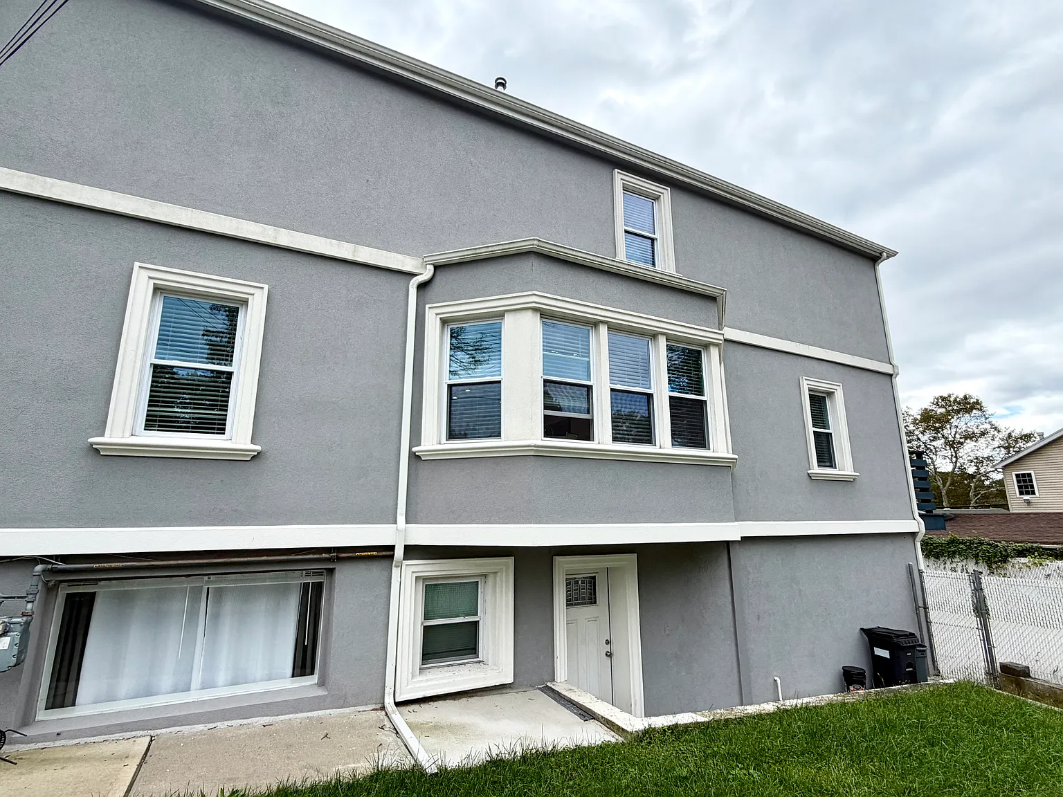 2 bed, 1248 sqft, $2,400 — Photo 2