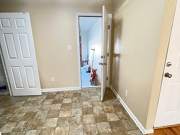 5th image of 5605 Leonard Mill Rd