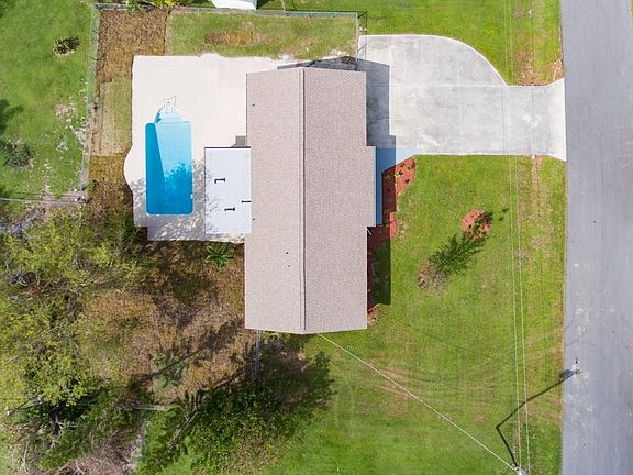 3rd image of 115 18th Ave