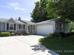 7336 Pheasant Run Ct, Hudsonville, MI
