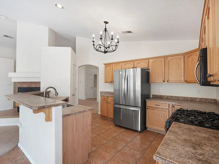 8620 Casa Verde Ave NW — Photo 7