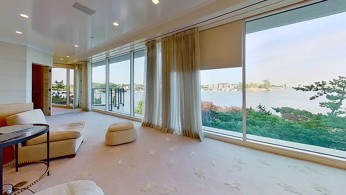 Sold by Bergen Basin Real Estate | media 12