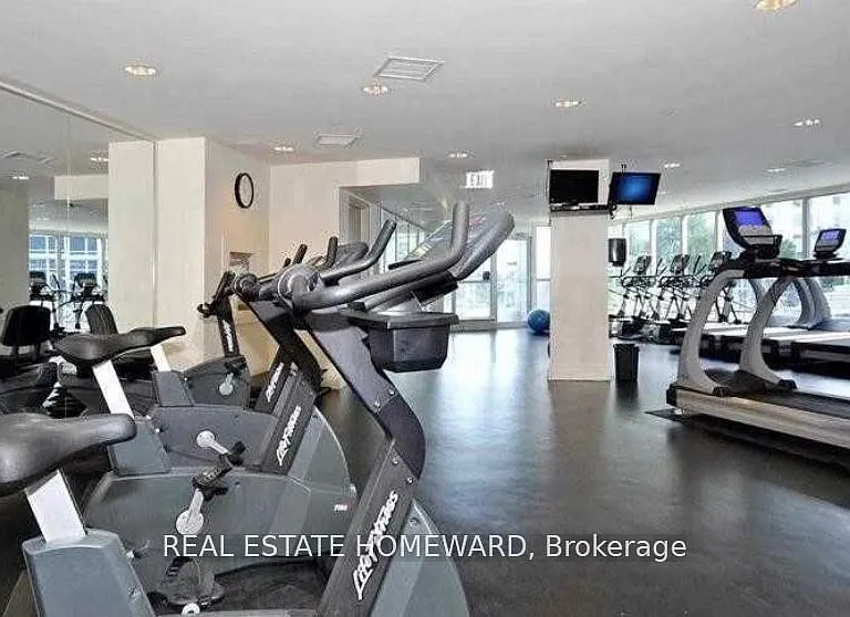 218 Queens Quay W #409 — Photo 25