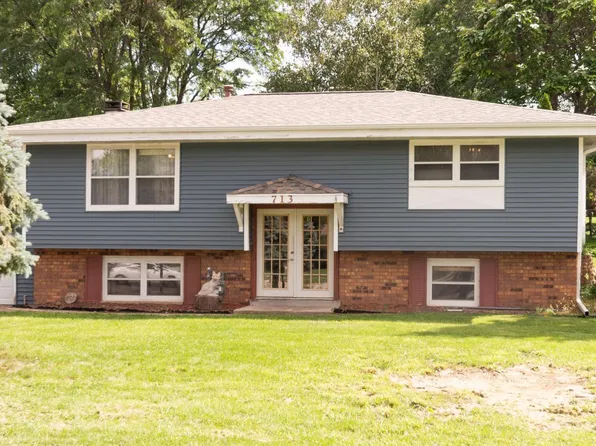 713 Oxford DRIVE, Hartland, WI 53029