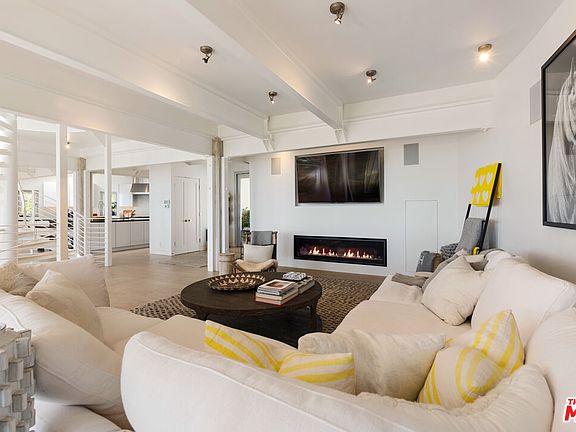 3rd image of 6375 Gayton Pl