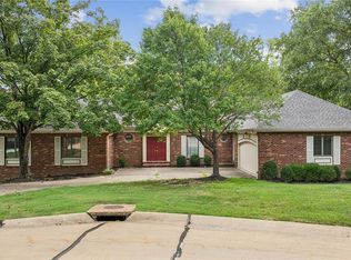 13260 Tall Pine Ct, Chesterfield, MO 63017