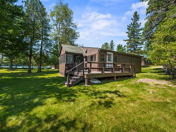 3rd image of 978 Dallas Hill Road #13