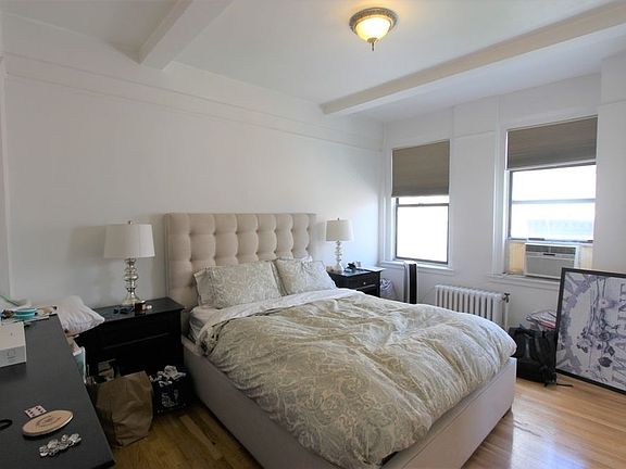 5th image of 244 W 72nd St APT 7B