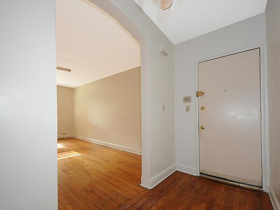 3rd image of 2130 78th St
