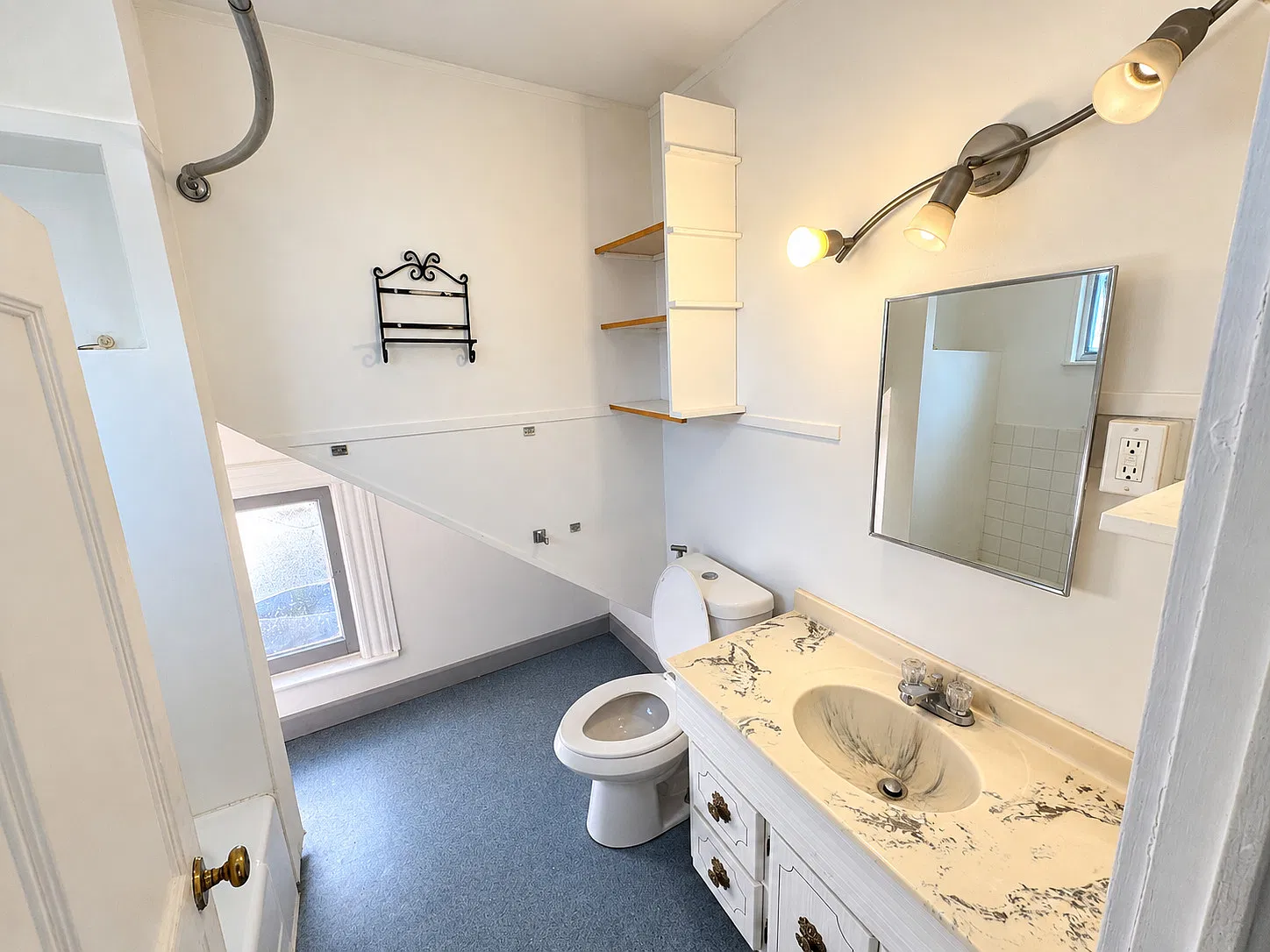 96 Plymouth Avenue - 3 — Photo 4