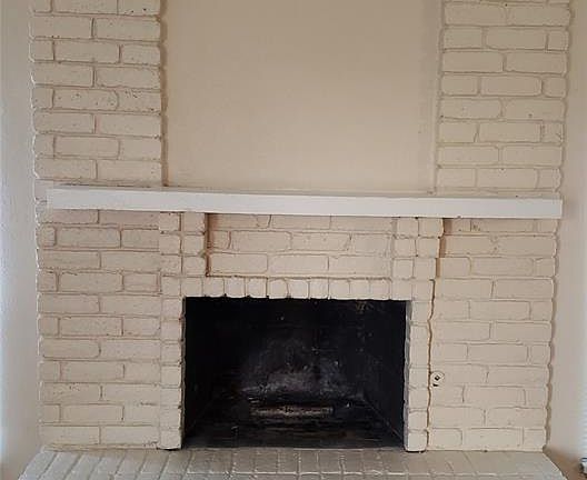 5th image of 7318 Blackwillow Ln