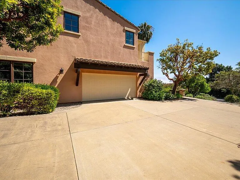4698 Granada Way — Photo 50