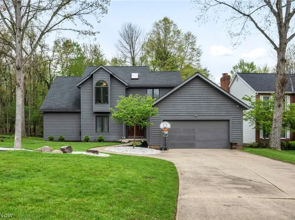 3069 Snowshoe Cir, Stow, OH 44224