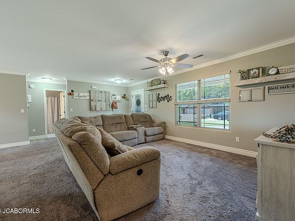 2nd image of 290 Davis Dr