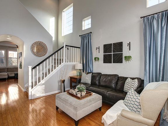 3rd image of 5609 Daffodil Cir