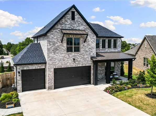 717 Cannon Cv, Cave Springs, AR 72718