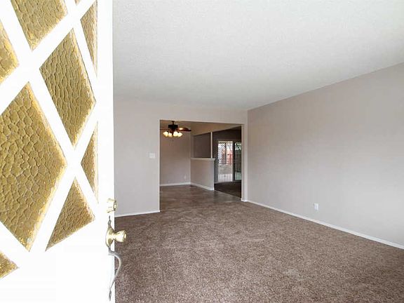 3rd image of 1505 N Willow Ave