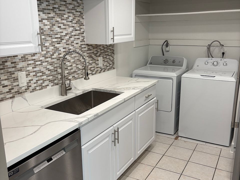 1st image of 706 115th Ave N APT 2403