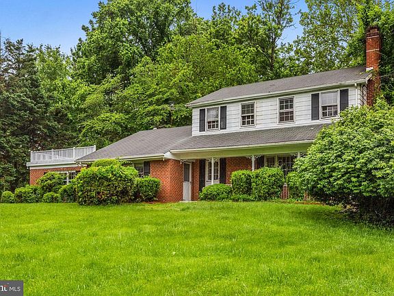 3rd image of 1336 Gunnell Ct