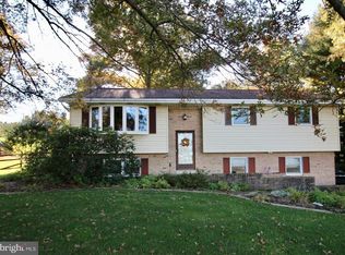 518 Milton Grove Rd S, Elizabethtown, PA 17022