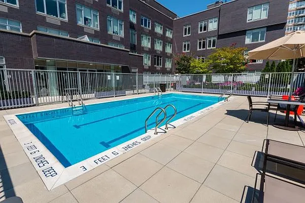 Rented by NY Living Solutions | media 19