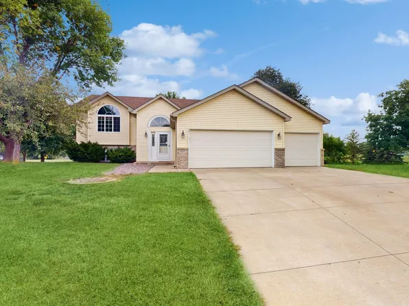 5117 89th Cres N, Brooklyn Park, MN 55443