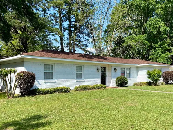 116 Avalon St, Brewton, AL 36426