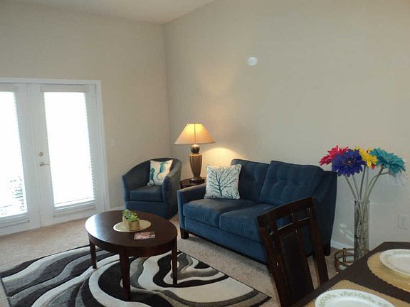 3rd image of 201 Larkin Pl Unit 103