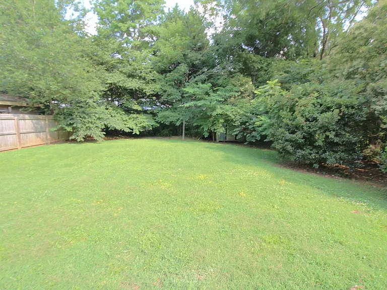 3032 Chenango Dr — Photo 22