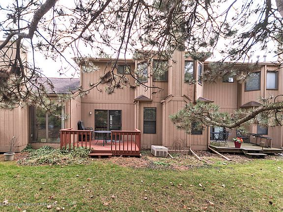3rd image of 2434 S Wild Blossom Ct