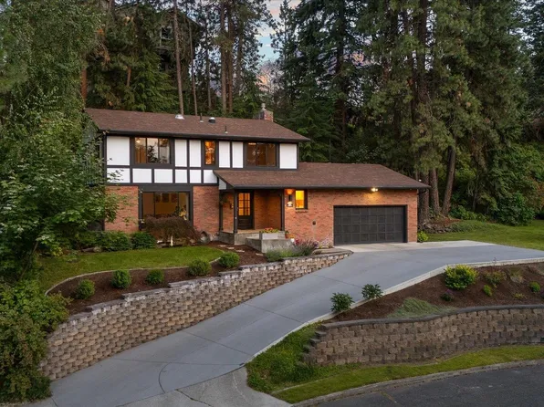 2726 E Mount Vernon Dr, Spokane, WA 99223