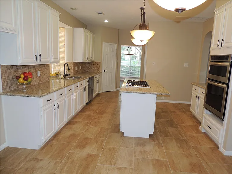 1307 Westwick Forest Ln — Photo 7
