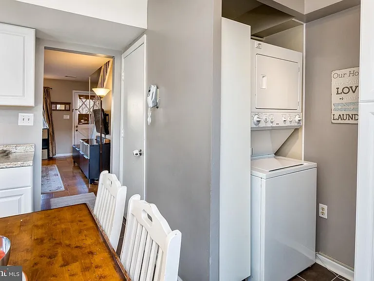 8309 Norwood Dr — Photo 2