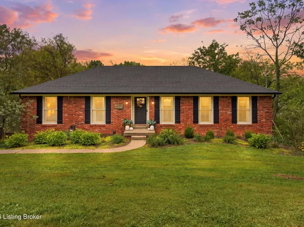 1029 Rollingwood Ln, Goshen, KY 40026