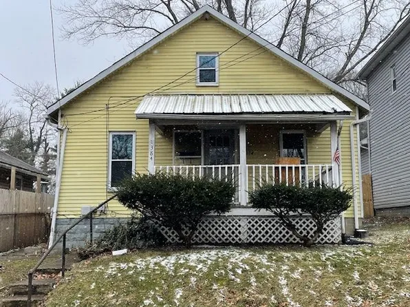 1384 Playford Ave, Zanesville, OH 43701
