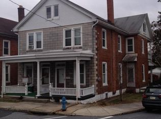298 W Franklin St, Ephrata, PA 17522