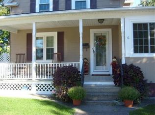 6 6th St, Leominster, MA 01453